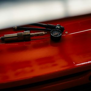 Tyre Inflator & Analogue Pressure Gauge